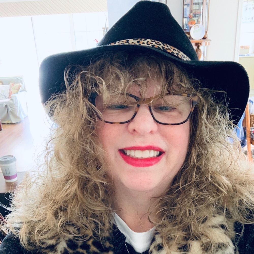 Meet your Posher, Stephanie